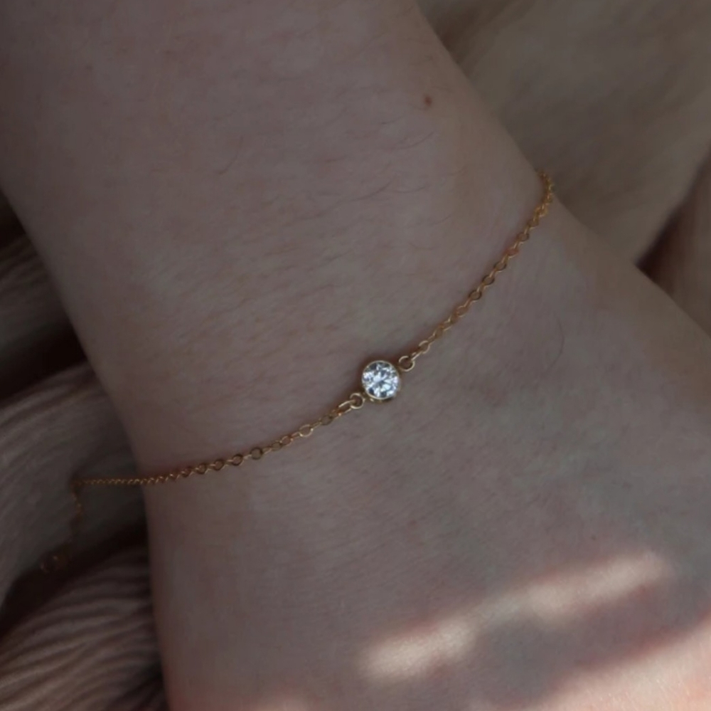 NEW 18k Yellow Gold | 925 Sterling Bezel Set Diamond Solitaire Bracelet - Picture 5 of 16